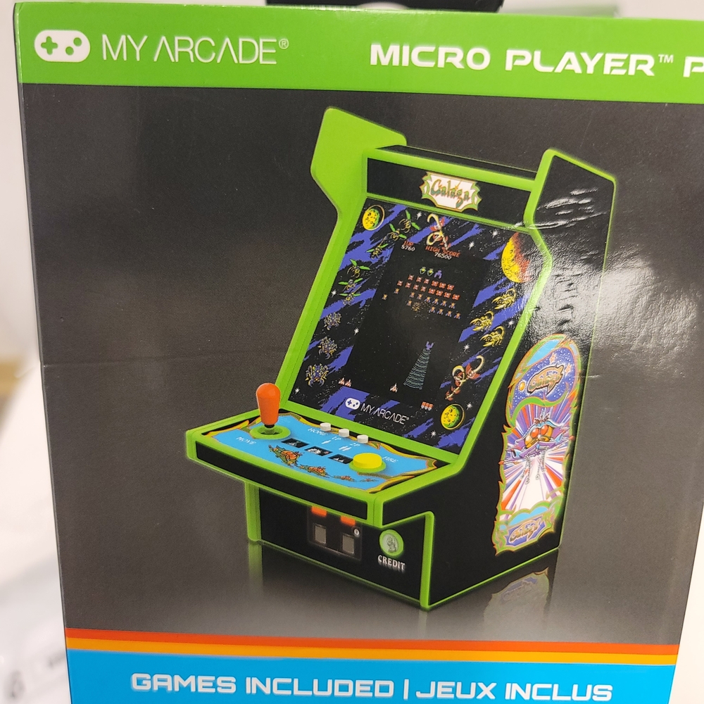 Arcade Micro Player Pro - Green Retro Arcade - Picture 3 of 7